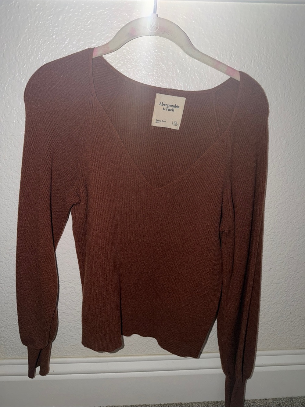 Abercrombie & Fitch Rust Brown V-Neck Knit Top
